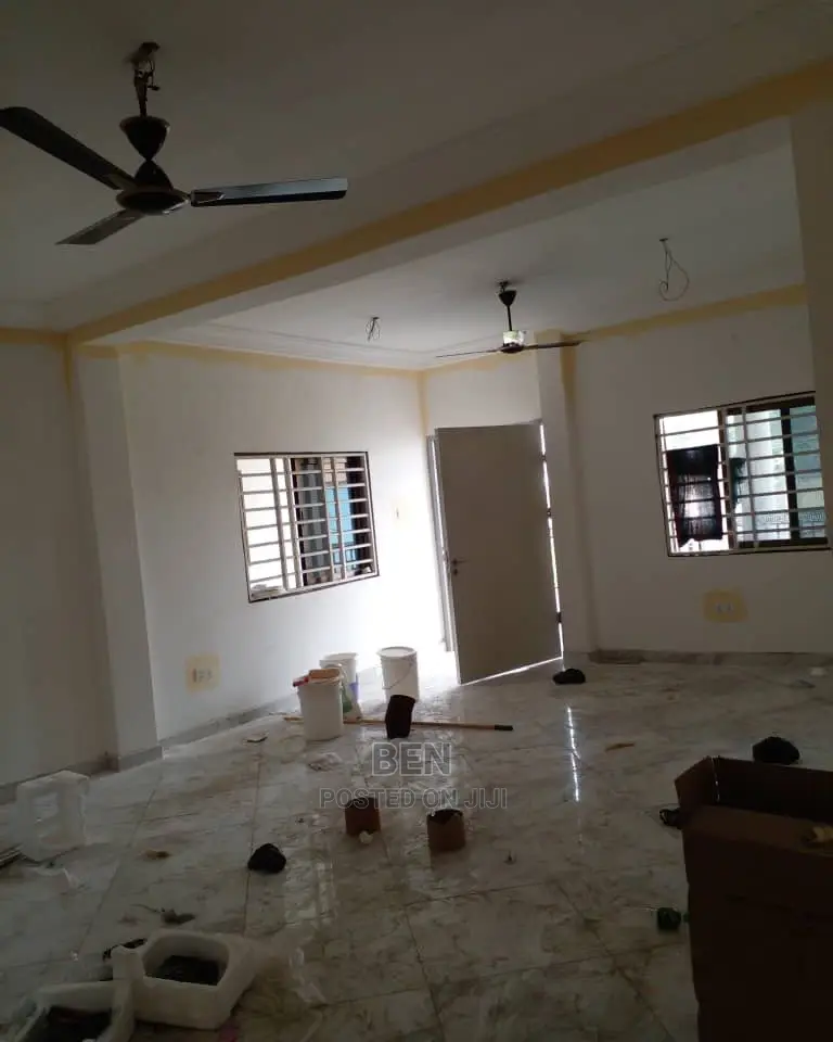 2bdrm Apartment in Golf Park Achimota for Rent
