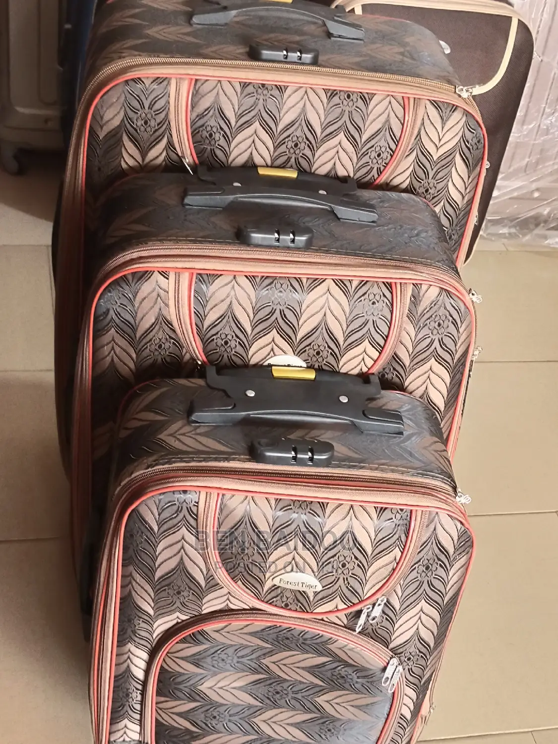 Material Traveling Bags(3in1 Set)