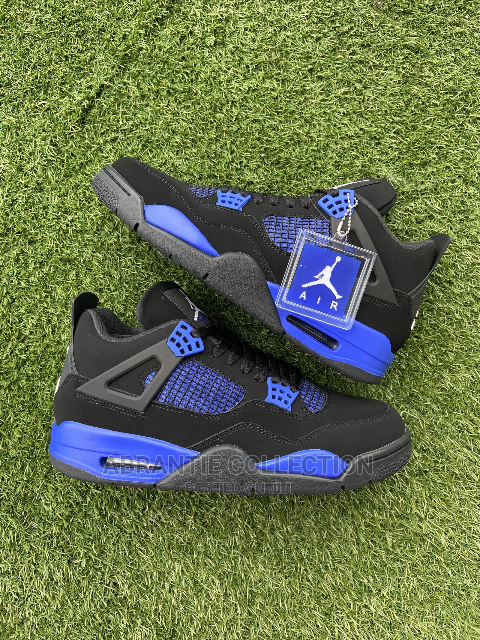 Air Jordan 4 Thunder Blue