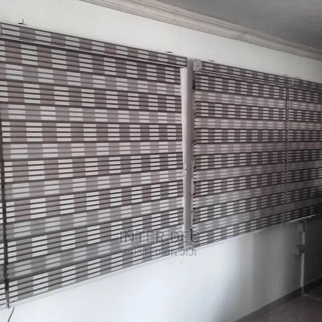 Beautiful Curtains Blinds for Home and Office