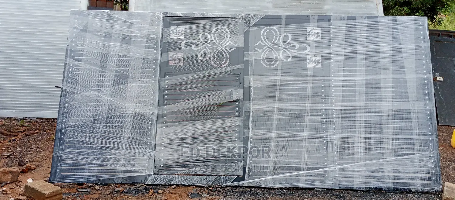 Sliver Design Gate
