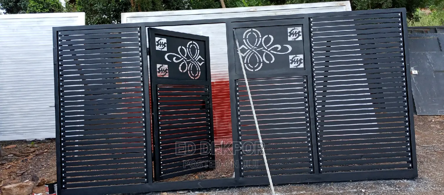 Sliver Design Gate