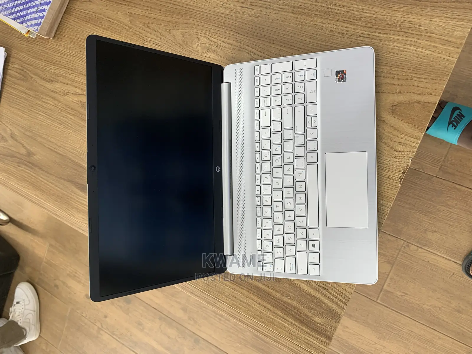 New Laptop HP Pavilion 15 8GB AMD Ryzen SSD 256GB