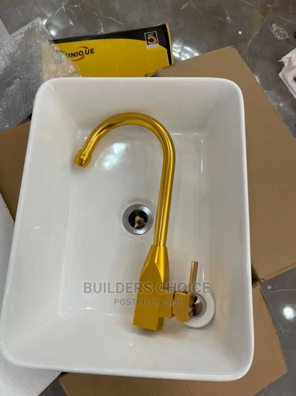 Vanity Basin Pedicure Bowl With Its Accessories