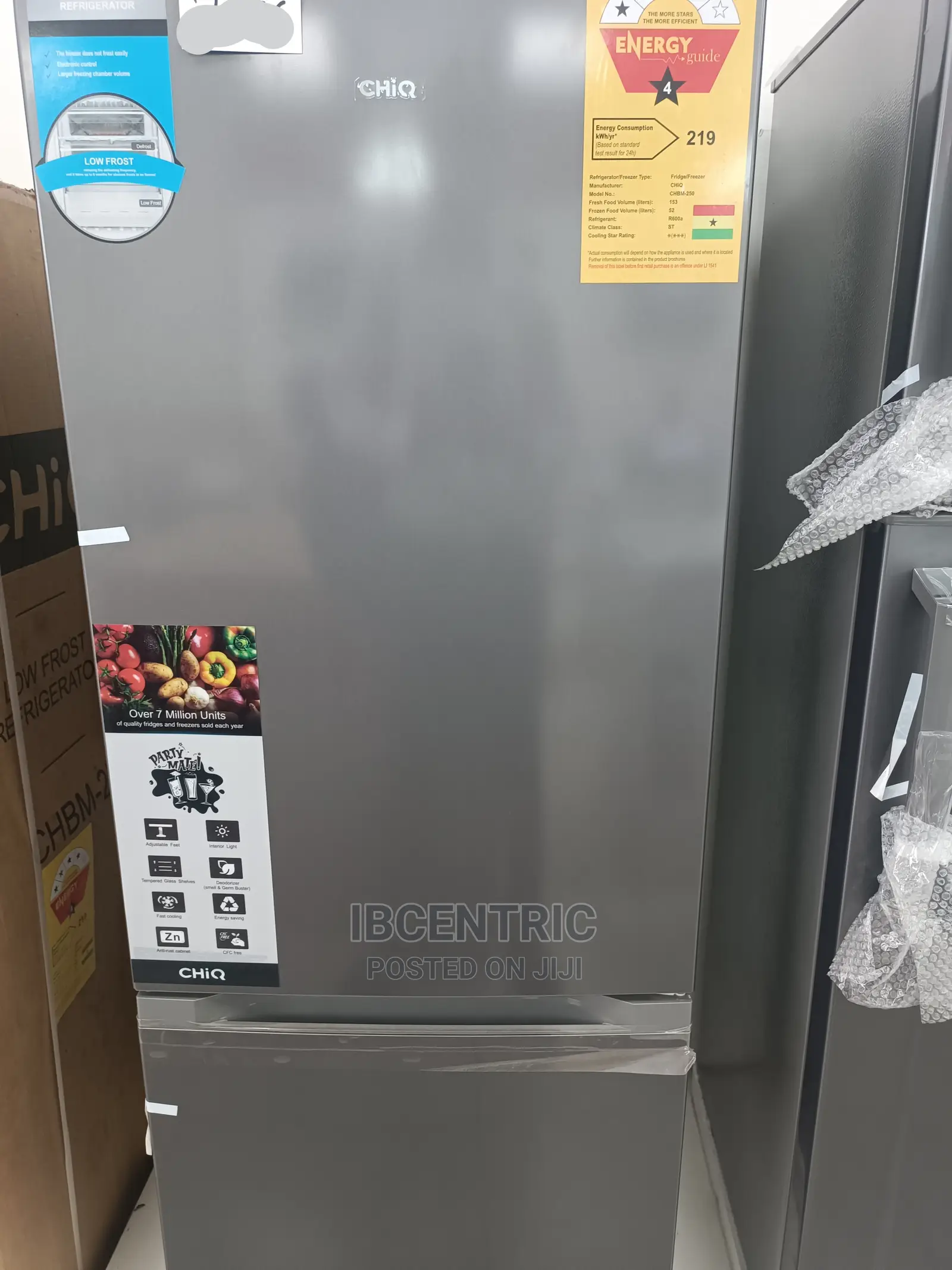 Chiq 250L Bottom Freezer Double Door Refrigerator