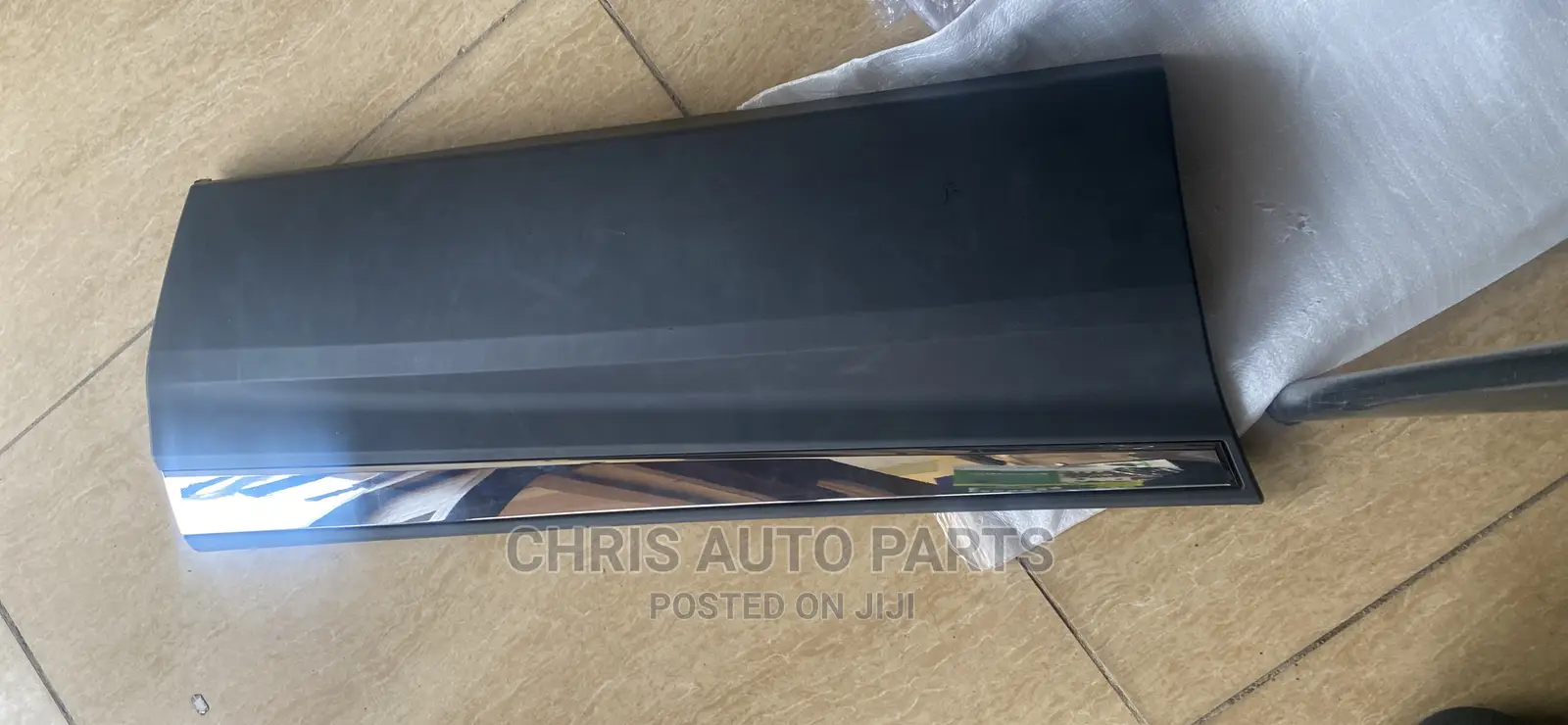 CRV 17-22 Door Mulding