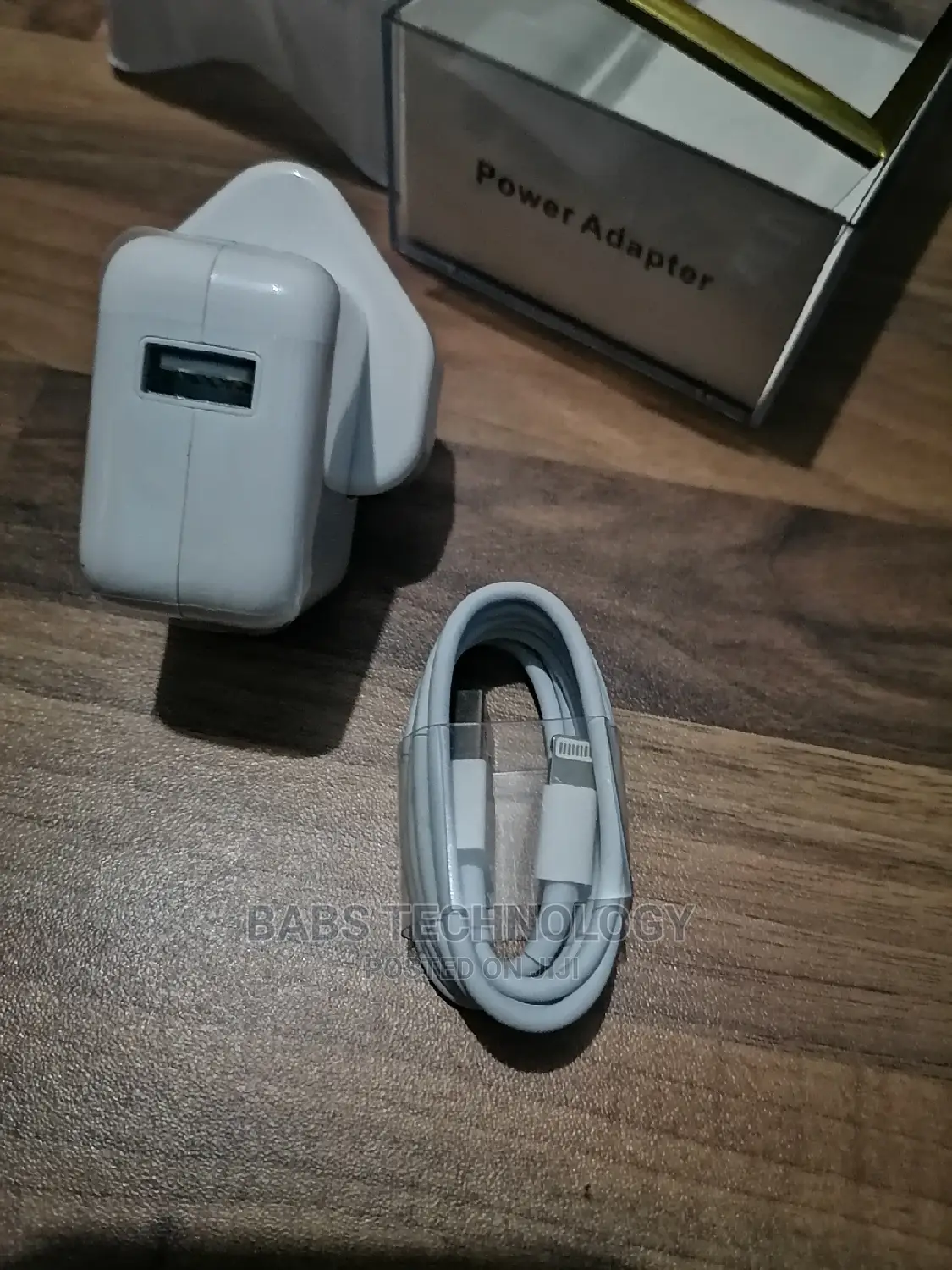 10 - 12W iPhone Charger