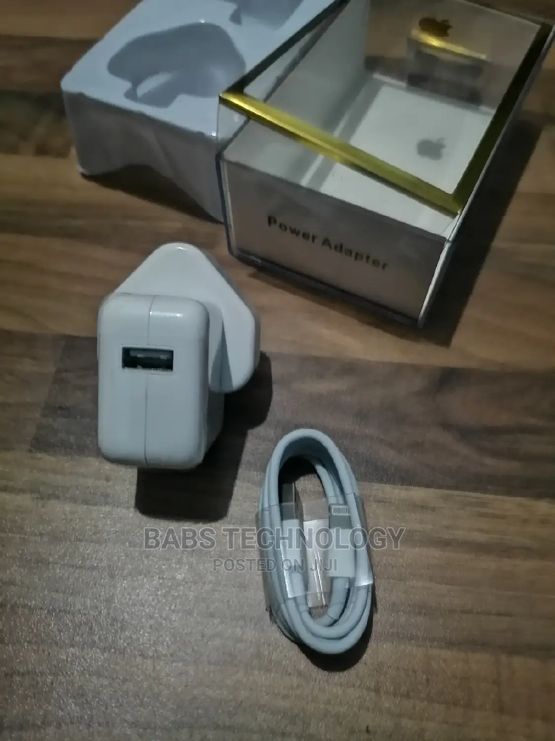 10 - 12W iPhone Charger