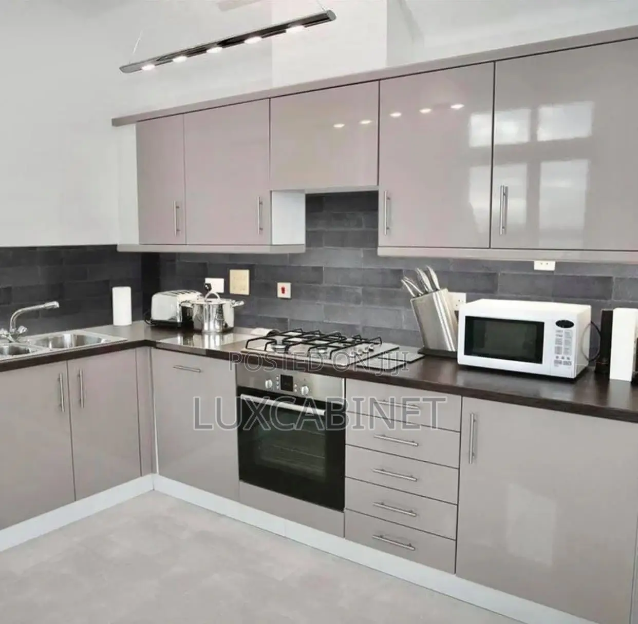 Modern Kitchen Cabinets