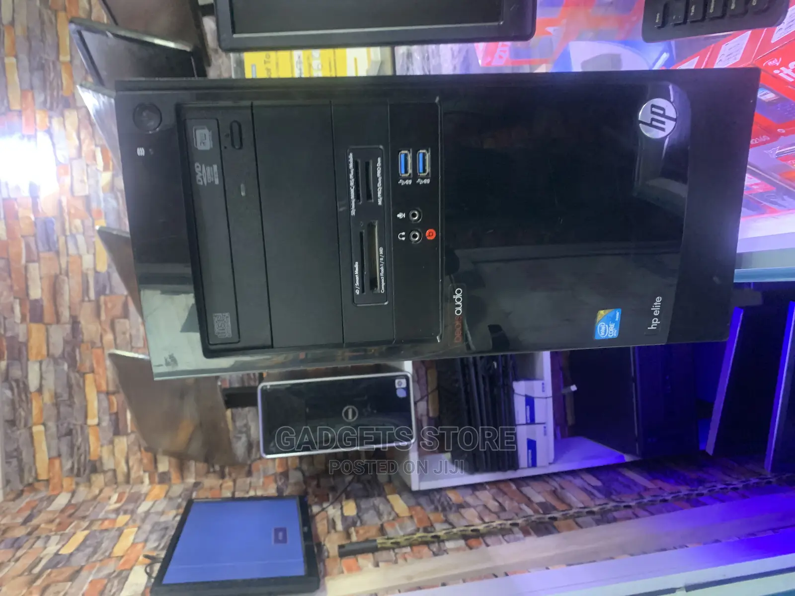 Desktop Computer HP 8GB Intel Core I7 HDD 640GB