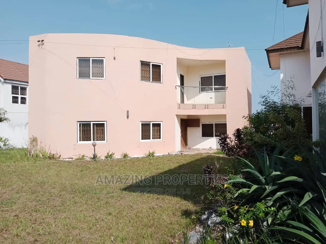 10bdrm Farm House in 23 Bedroom House* for Sale