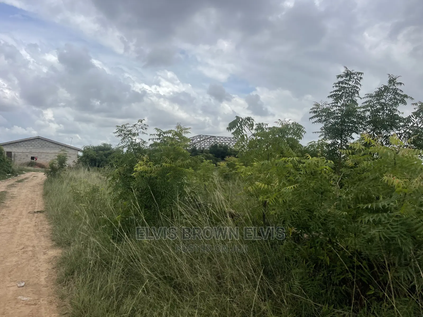 Do You Have a Car and You Want to Exchange It With Lands