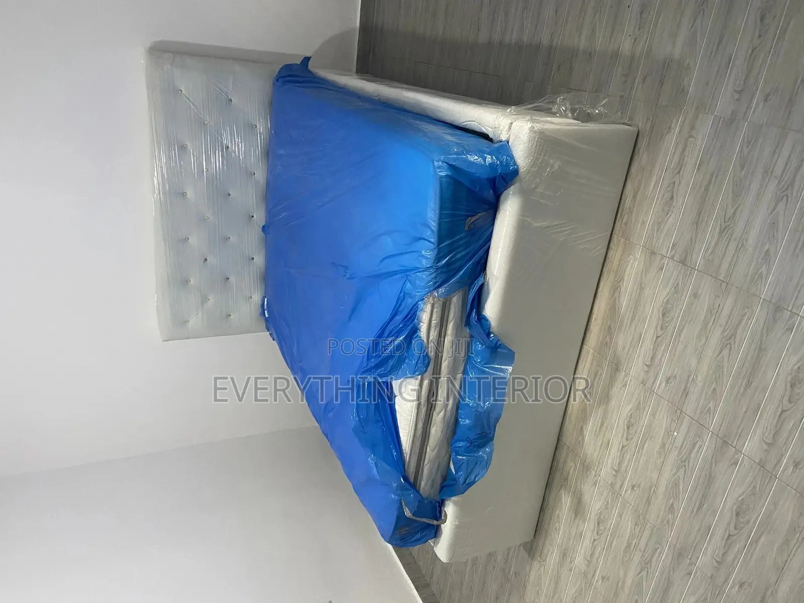 Queen Size Double Bed 60 by 80 With Mattress
