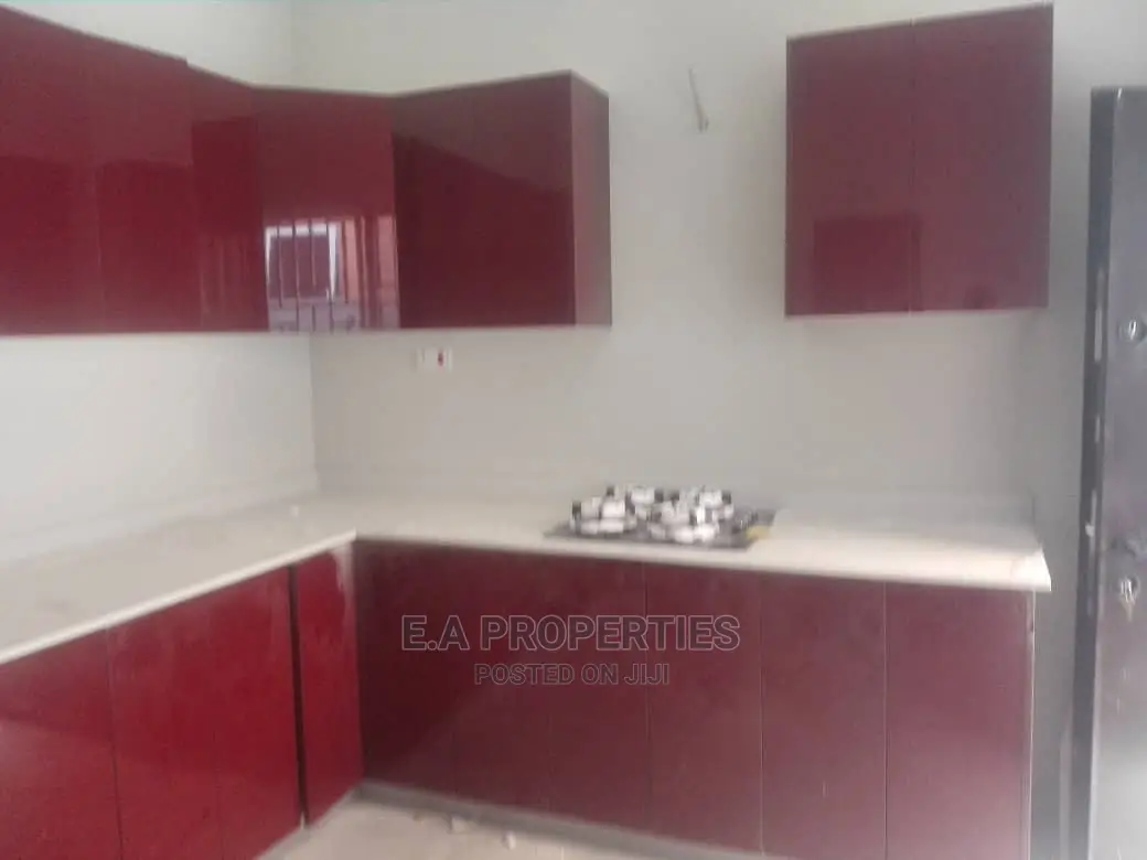 3bdrm House in E a Properties, Frafraha for Sale