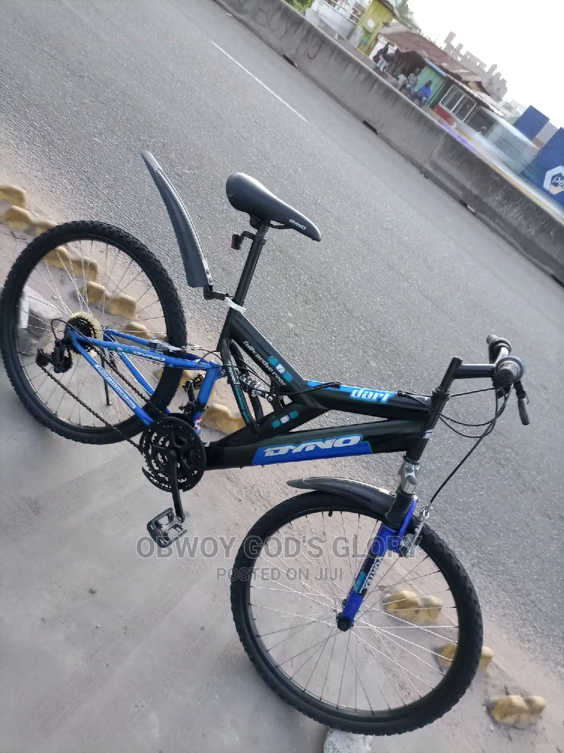 Giant Black Bounce Bike