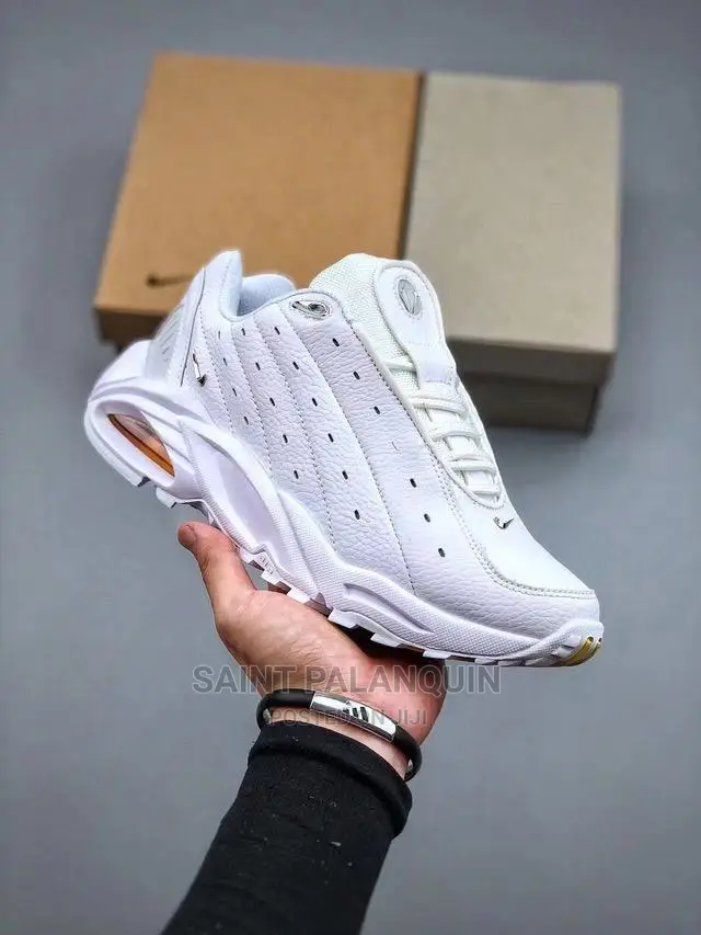 Nike Sneaker