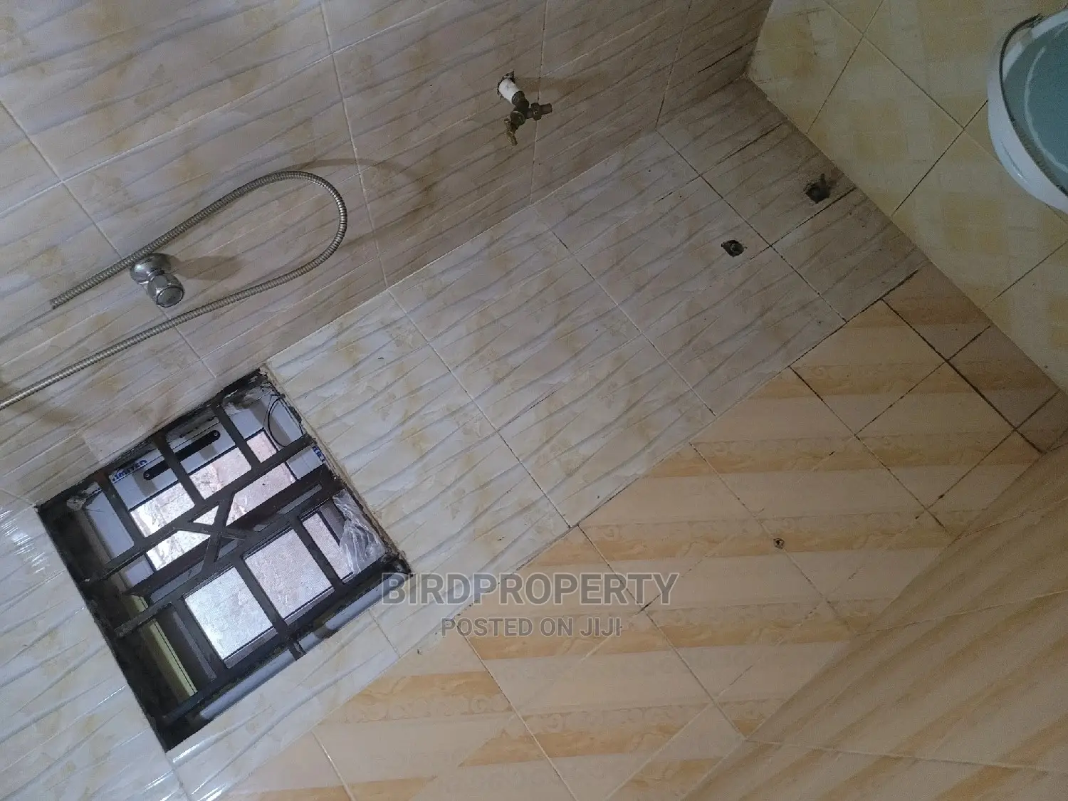 Furnished 1bdrm Room & Parlour in Birdproperty, East Legon for rent