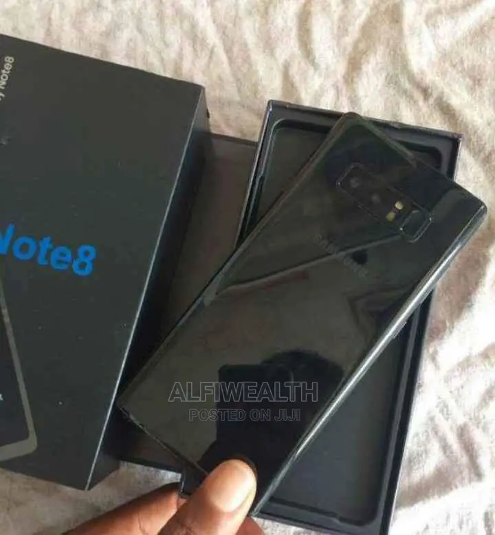 New Samsung Galaxy S8 64 GB Black