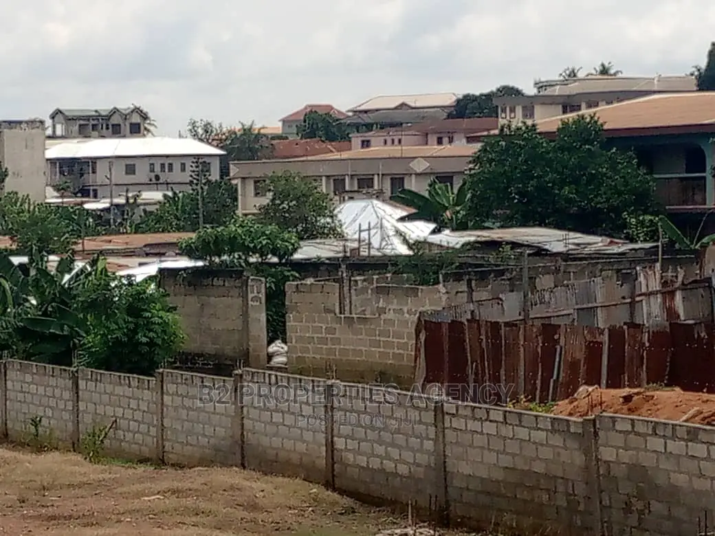 4bdrm House in B2 Properties Agency, Kumasi Metropolitan for sale
