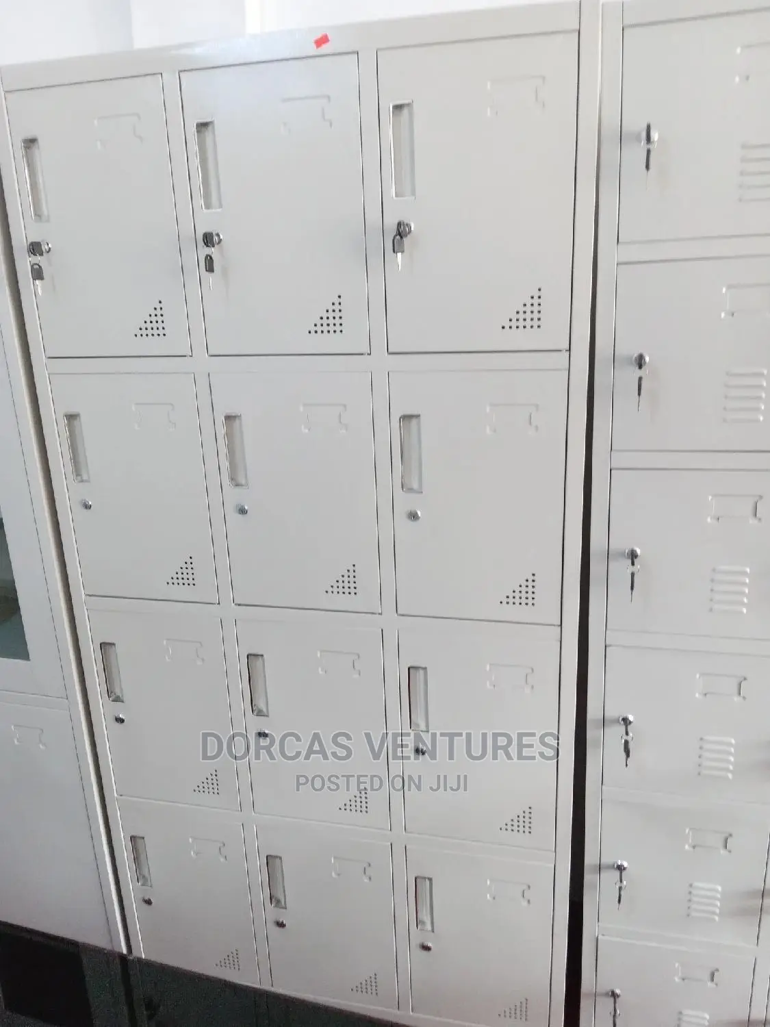 12 Doors Metal Cabinet