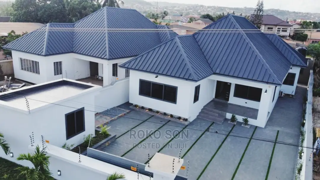 3bdrm House in Dr Roko, Dome for Sale