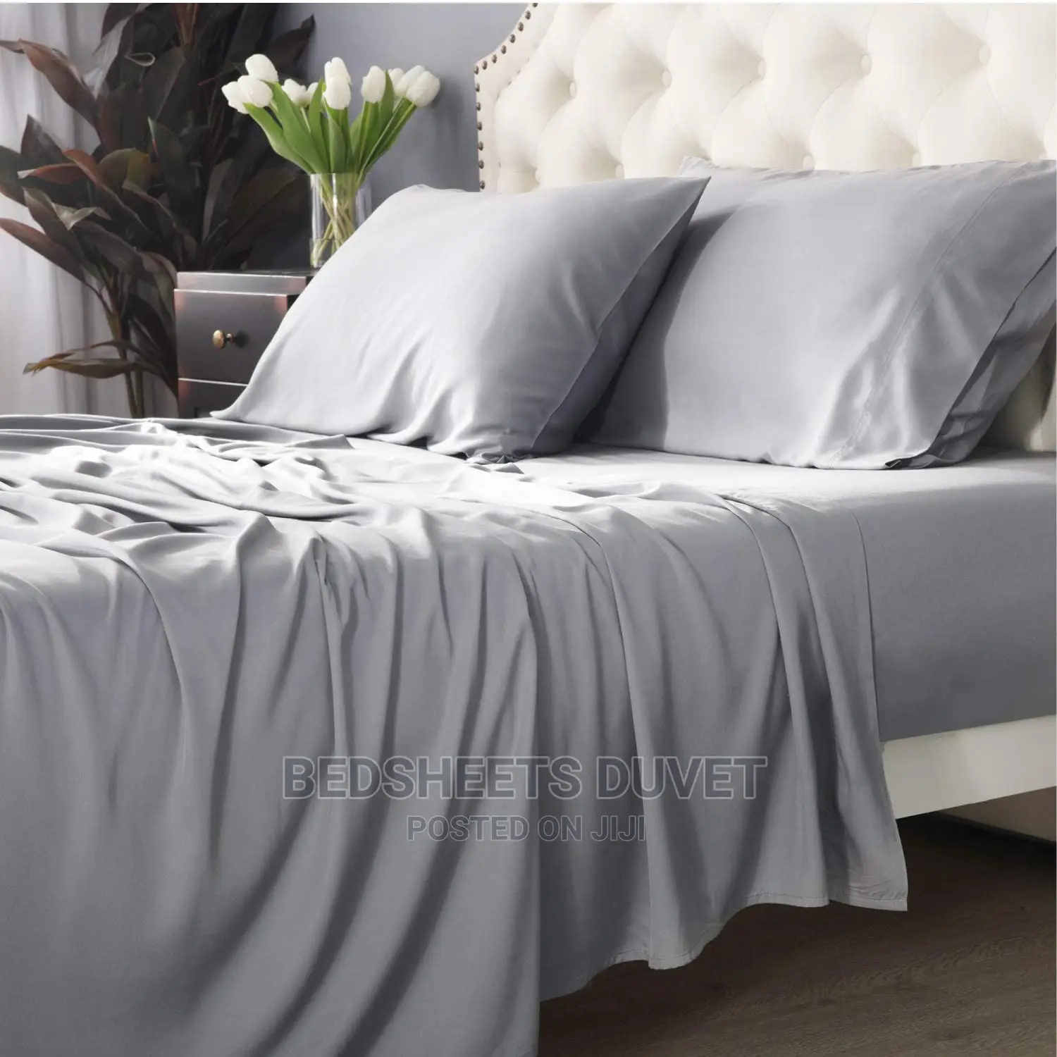 2 Bedsheets and Four Pillow Cases