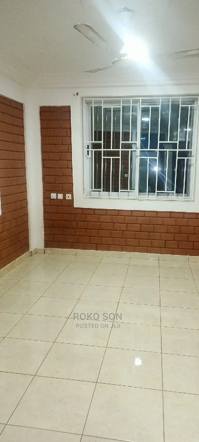2bdrm Apartment in Dr Roko, Pokuase for rent