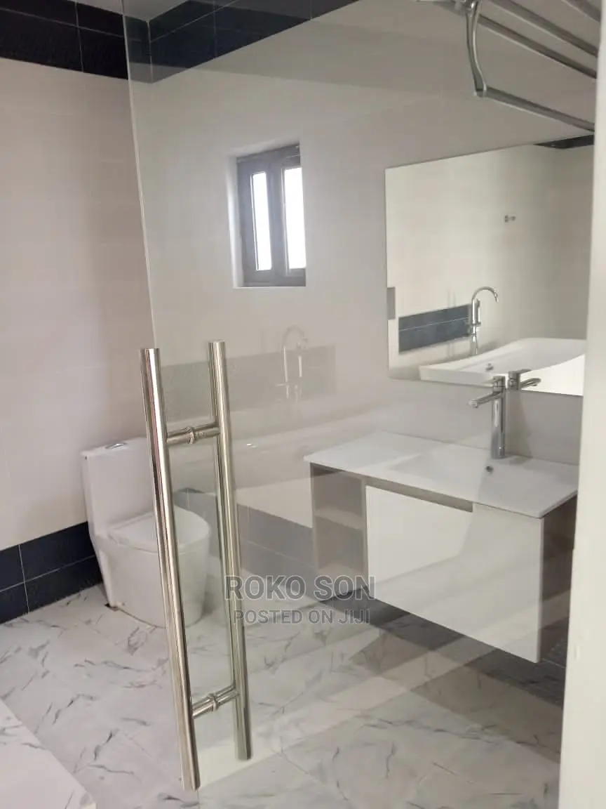 4bdrm Duplex in Dr Roko, Abelemkpe for Sale