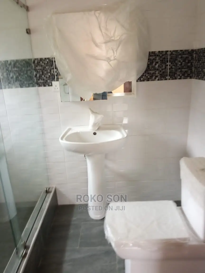 4bdrm Duplex in Dr Roko, Abelemkpe for Sale