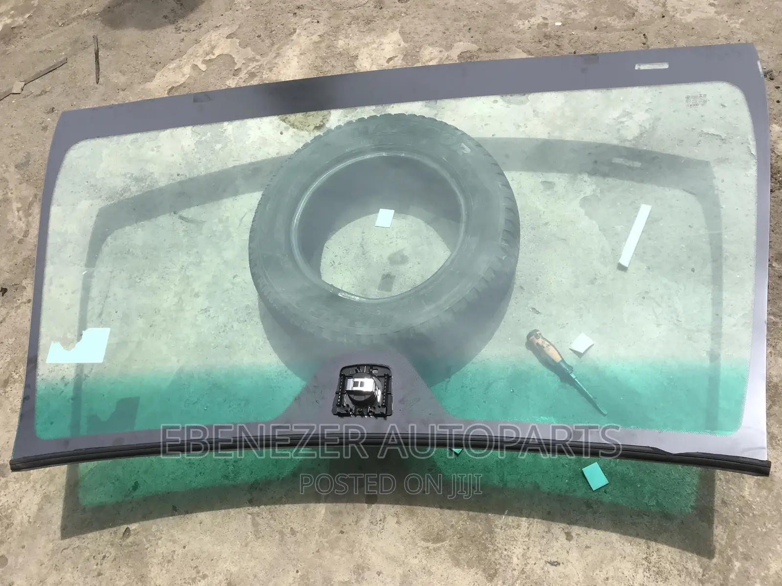 Mercedes Benz C250 Windscreen