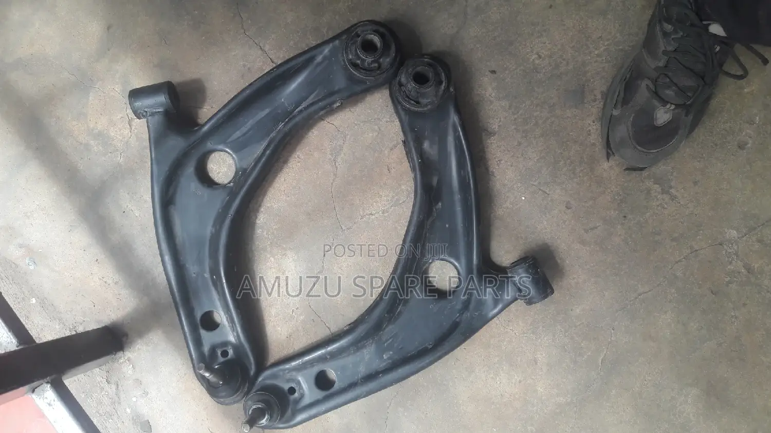 Toyota Yaris Lower Arm
