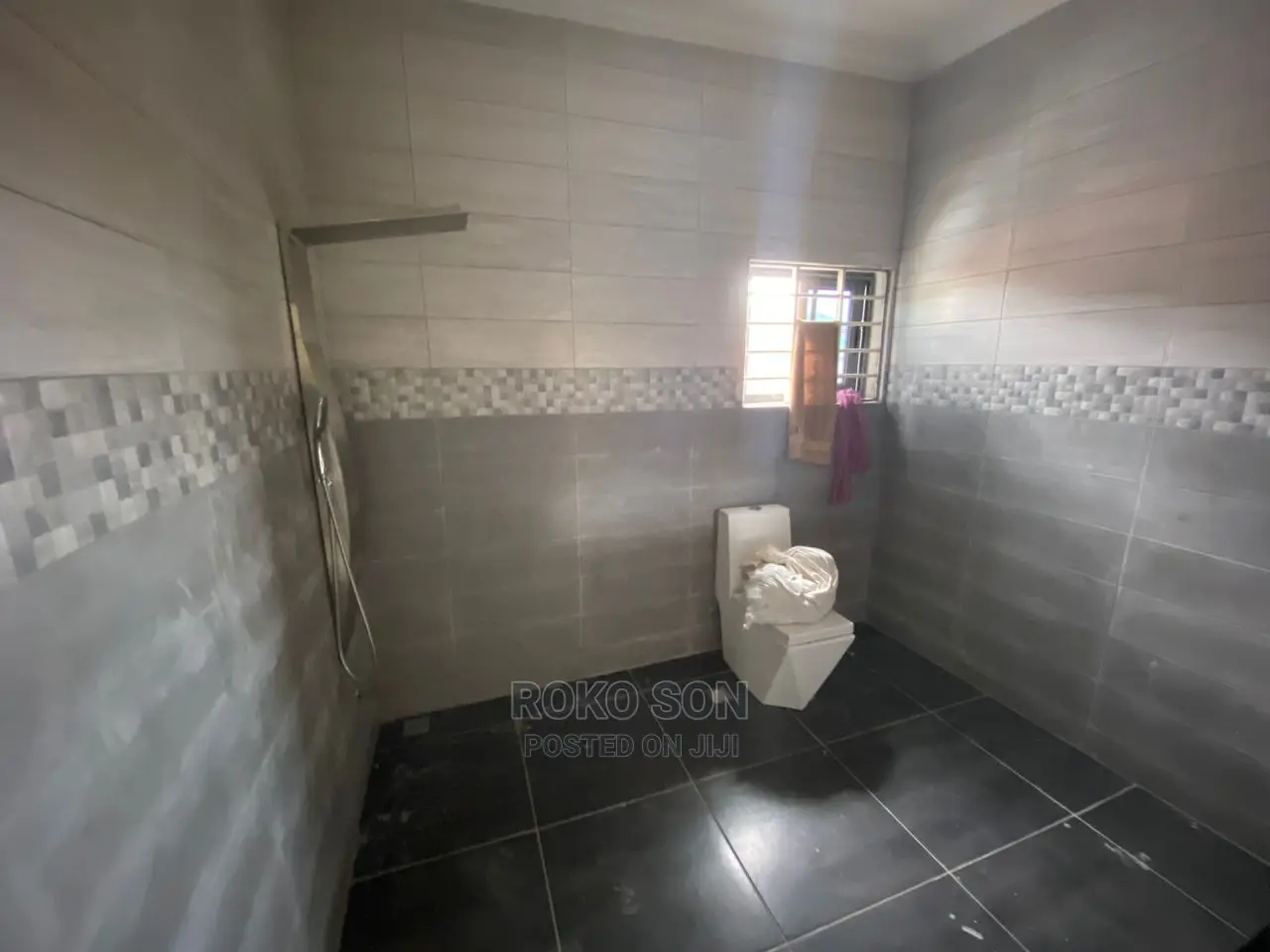 3bdrm Duplex in Dr Roko, West Legon for Sale