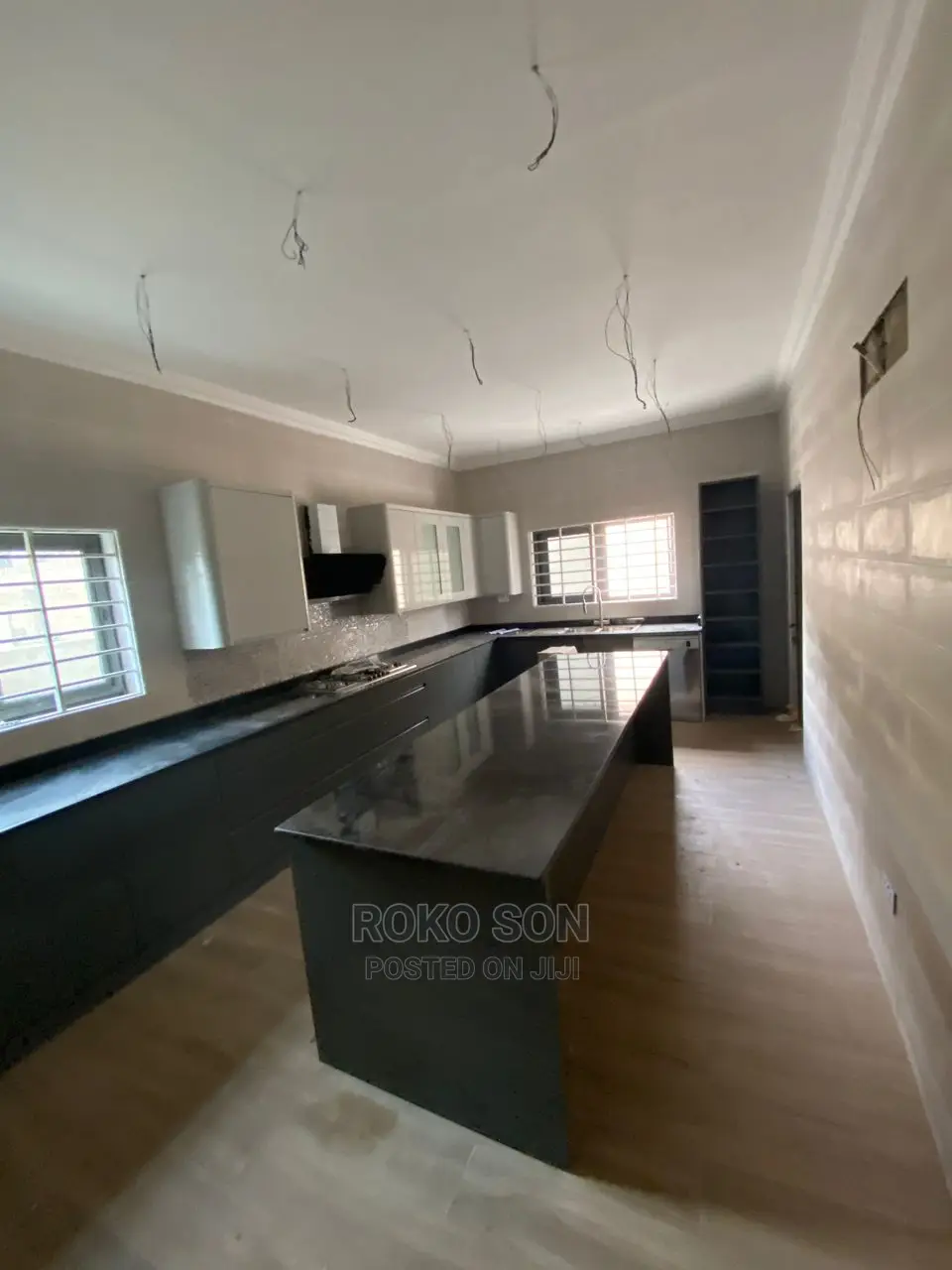 3bdrm Duplex in Dr Roko, West Legon for Sale