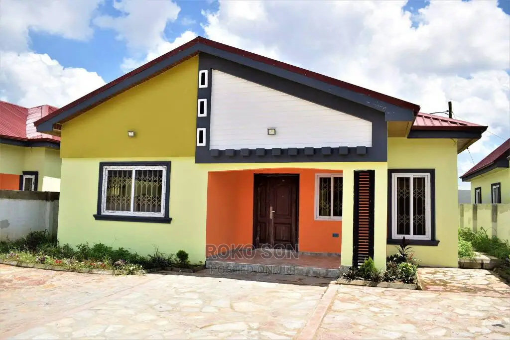 3bdrm House in Dr Roko, Accra Metropolitan for Sale