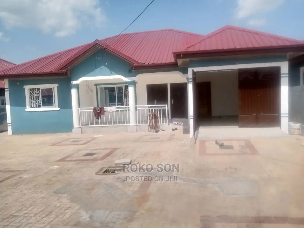 4bdrm House in Dr Roko, Dome for Sale