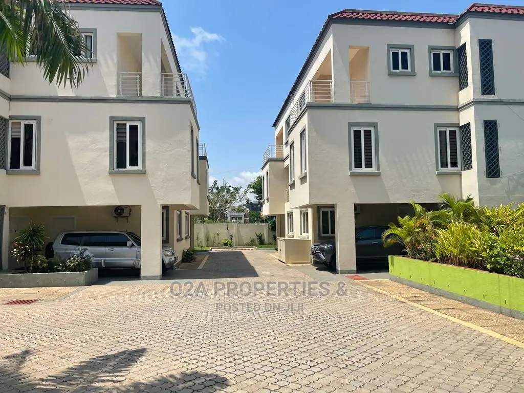 Furnished 4bdrm House in Hospital Area for Rent