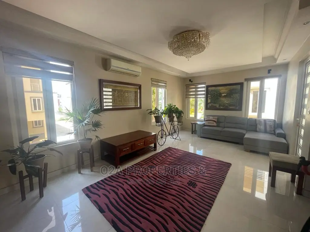 Furnished 4bdrm House in Hospital Area for Rent