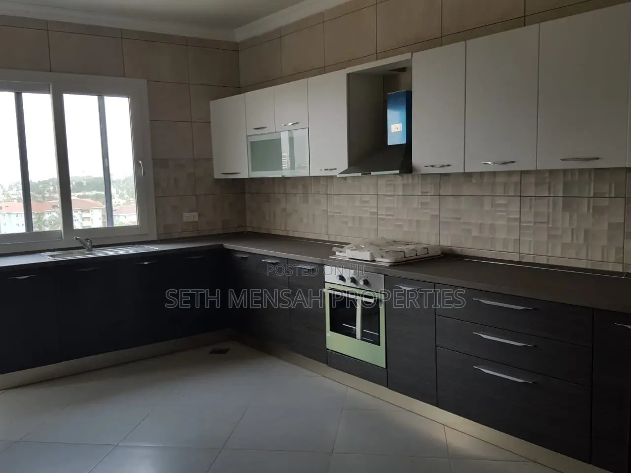 Furnished 4bdrm Apartment for Sale