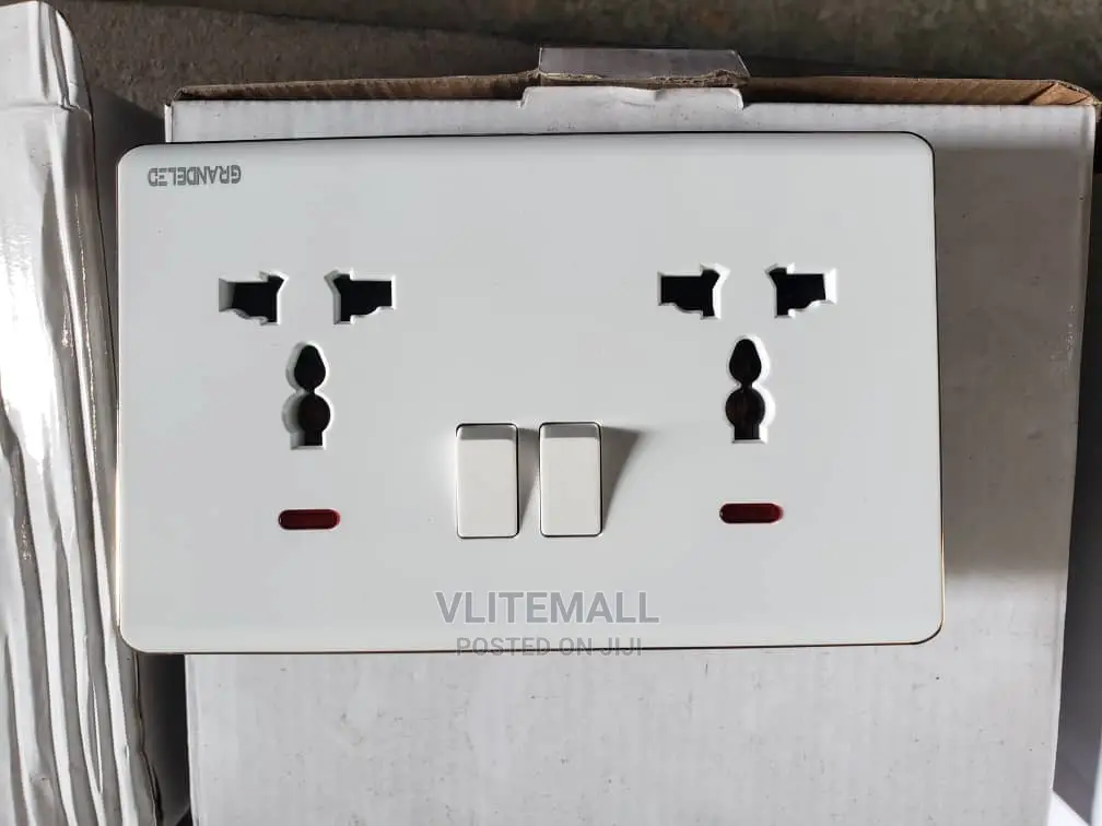 GRANDELED Double Multi White Socket With Light