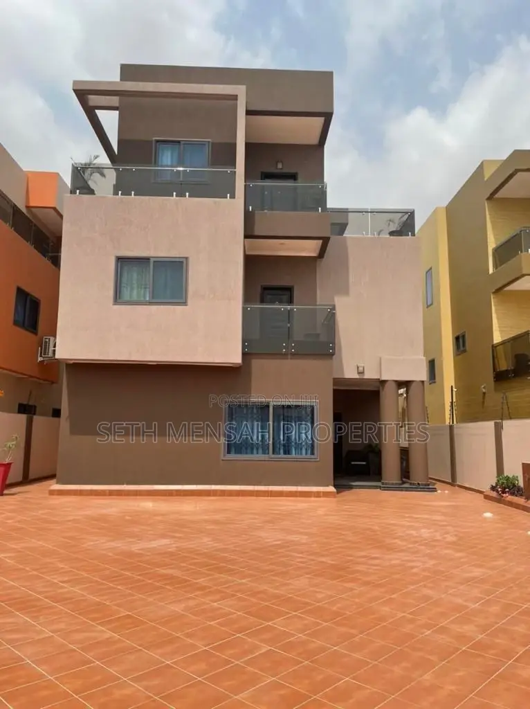 5bdrm House in Skm Property For, East Legon for Rent