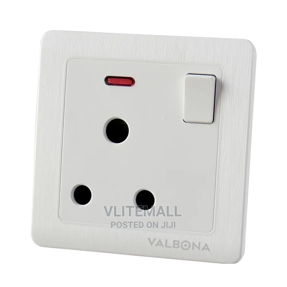 Valbona 15A Single Socket SNG152