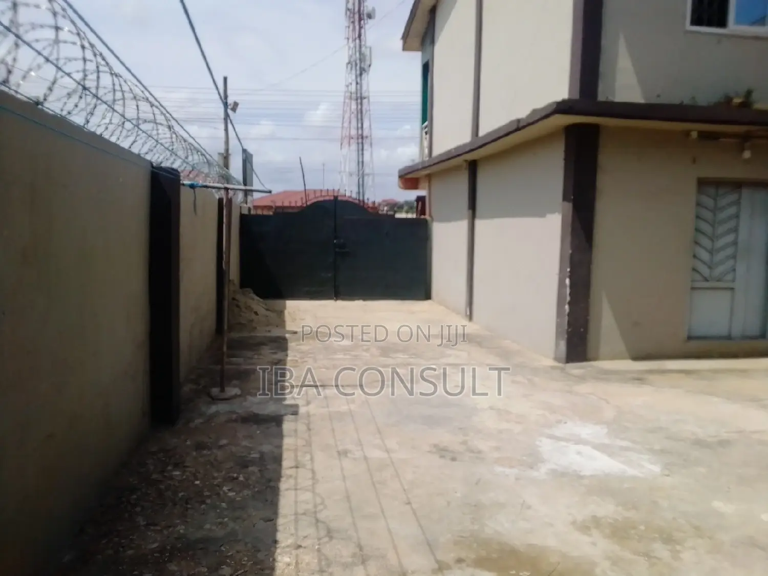 4bdrm House in Achimota for sale