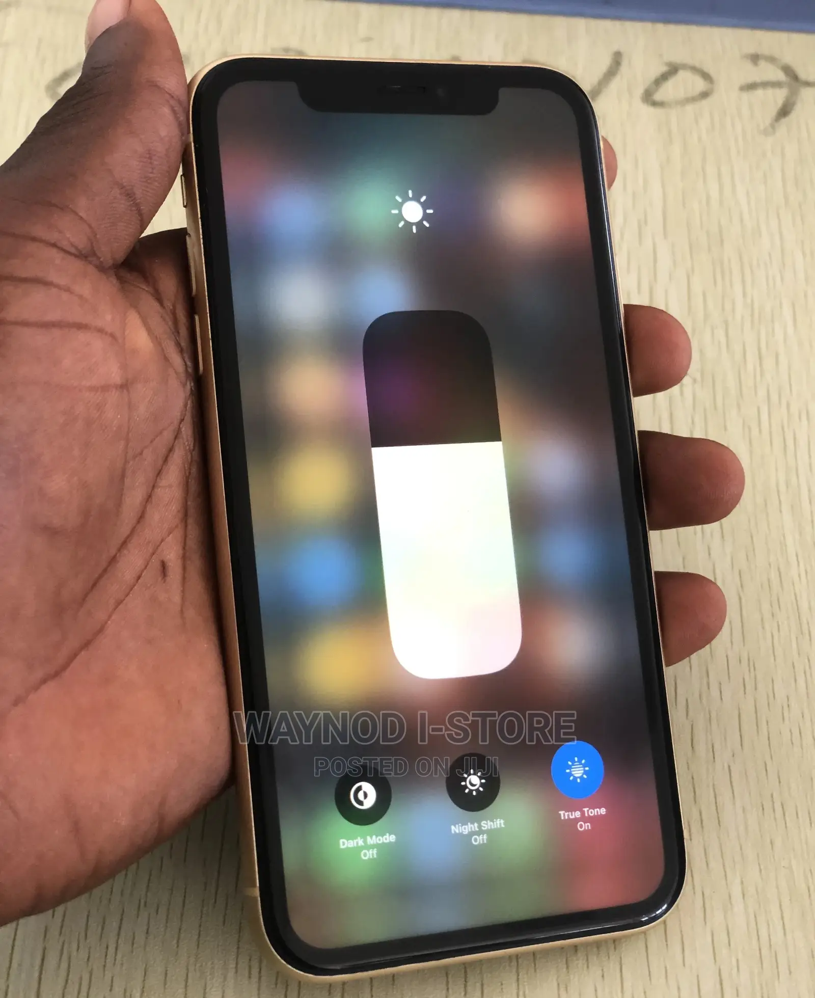 Apple iPhone XR 64 GB Yellow