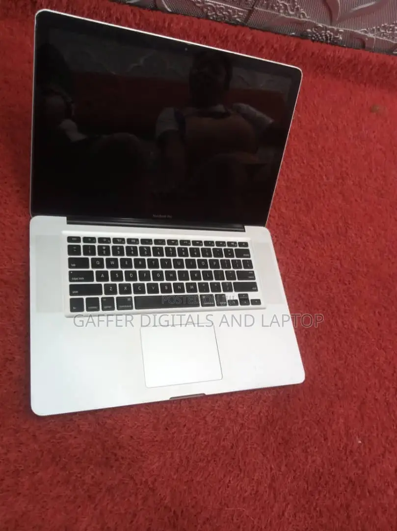 New Laptop Apple MacBook Pro 2012 8GB Intel Core I7 HDD+SSD 750GB