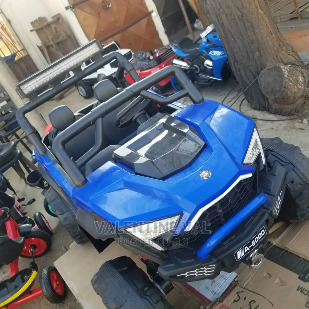 Truck With Powerfu Move for Your Kids