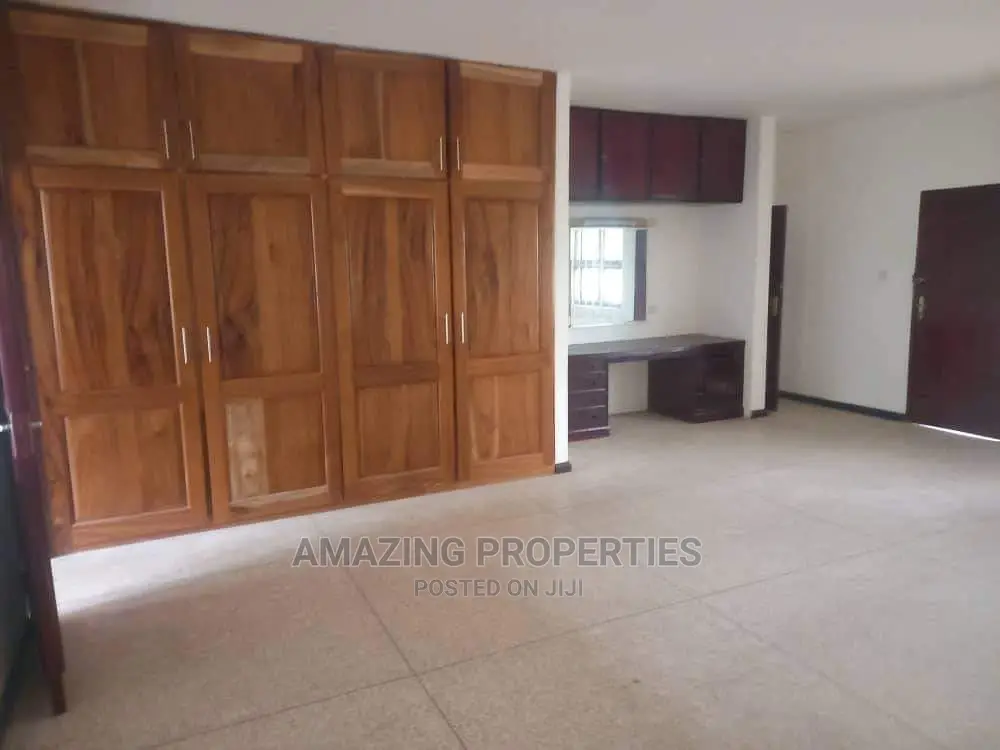 5bdrm House in Airport-Residential for Rent