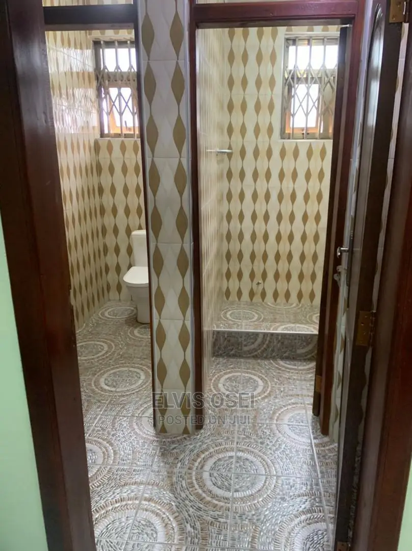 3bedroom Apartment Around Lapaz Nii Boi Town