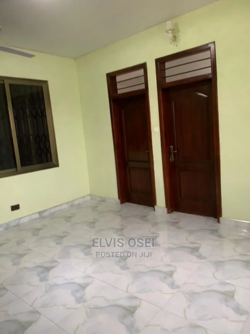 3bedroom Apartment Around Lapaz Nii Boi Town