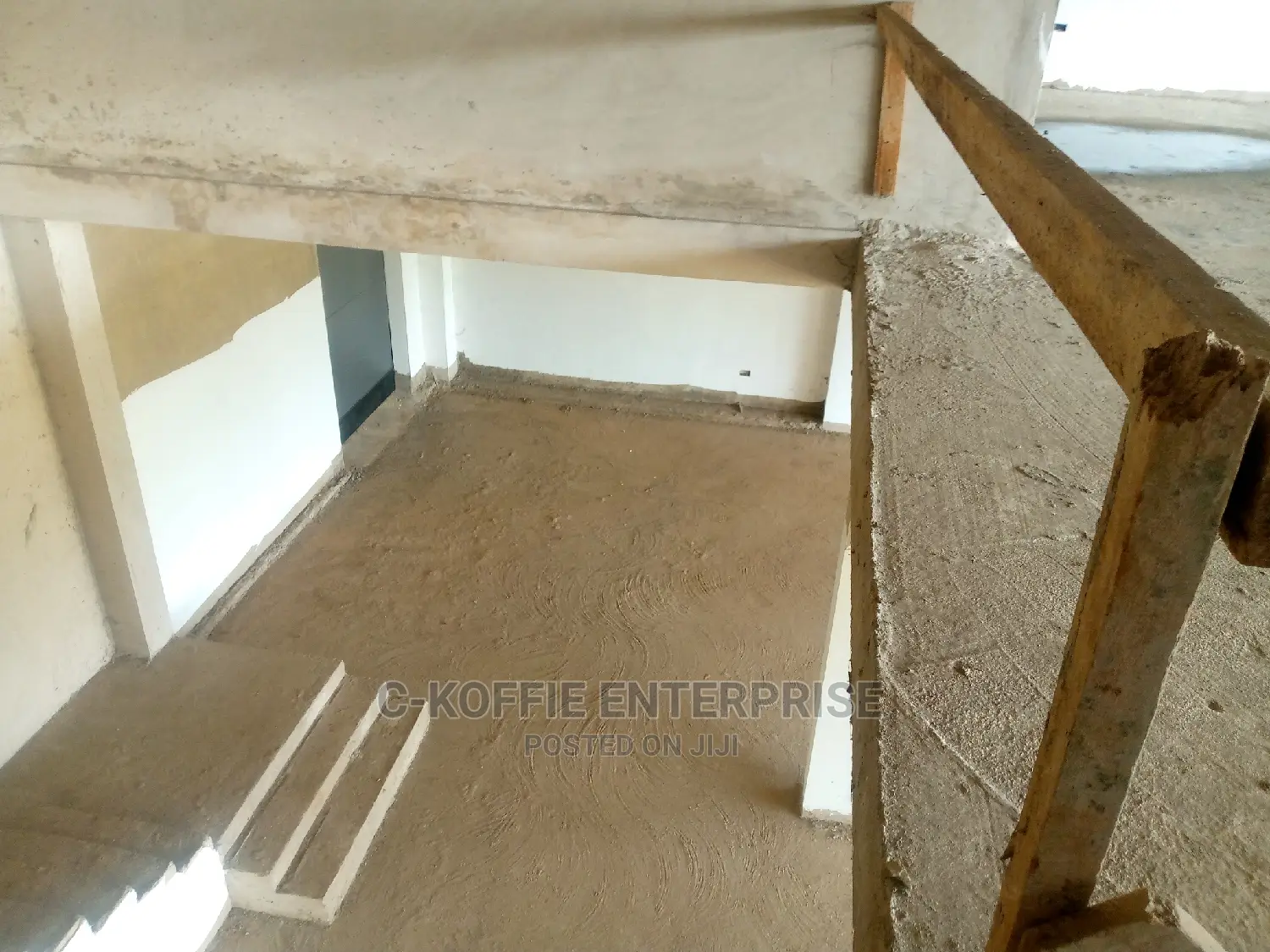 1000 SQM WAREHOUSE at Spintex 4 Rent