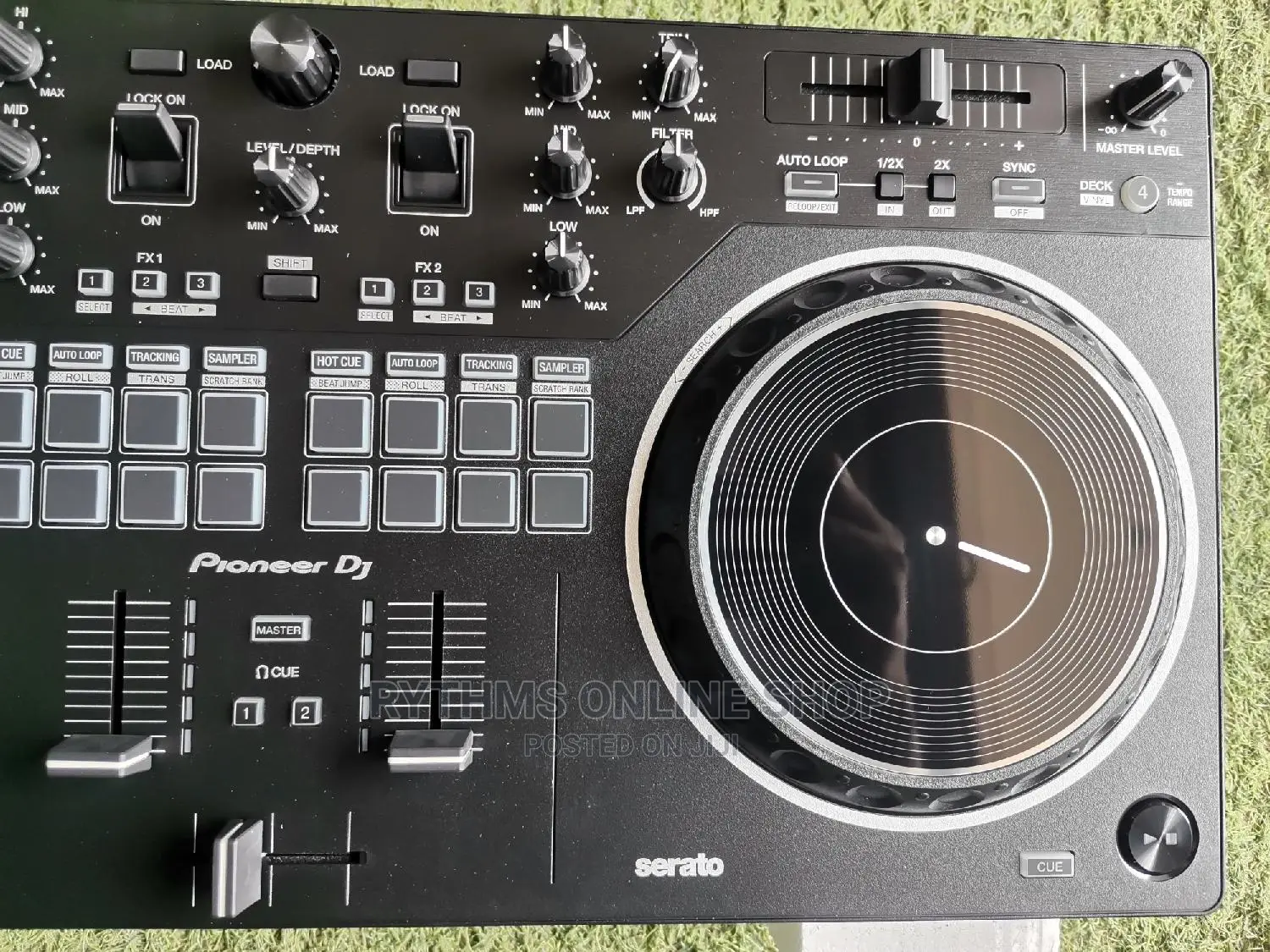 Pionieer DDJ-REV1 Controller